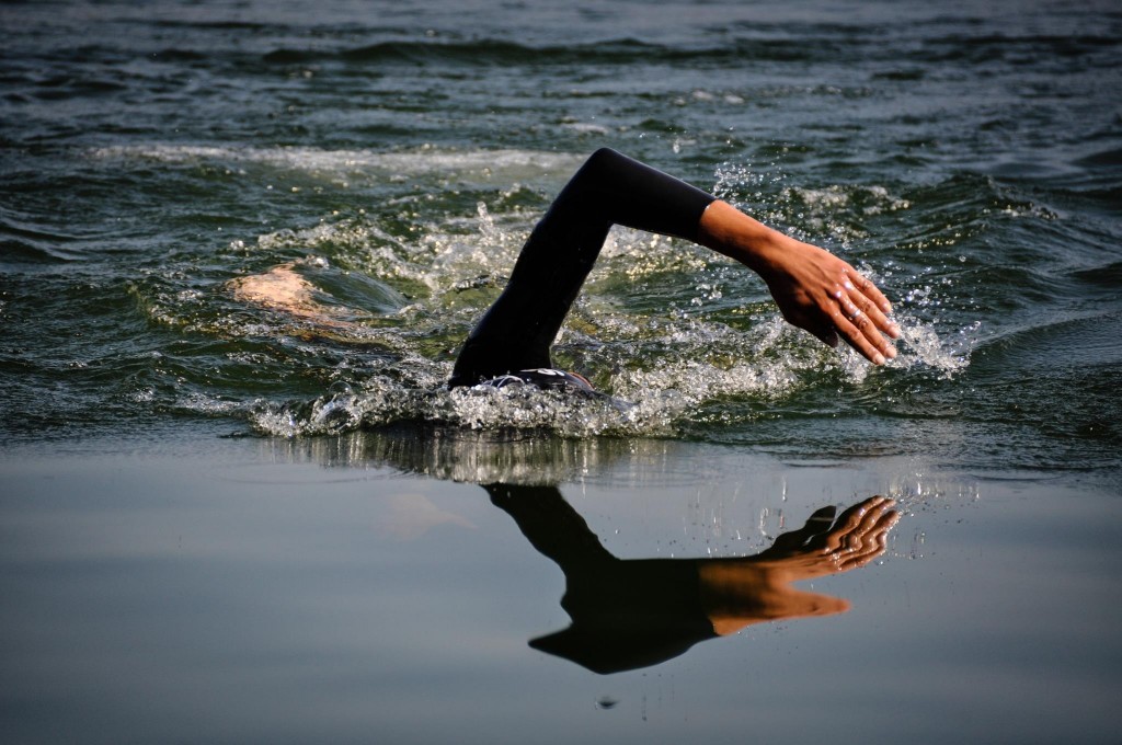 Alex Diaconu înot, photo by Radu Cristi