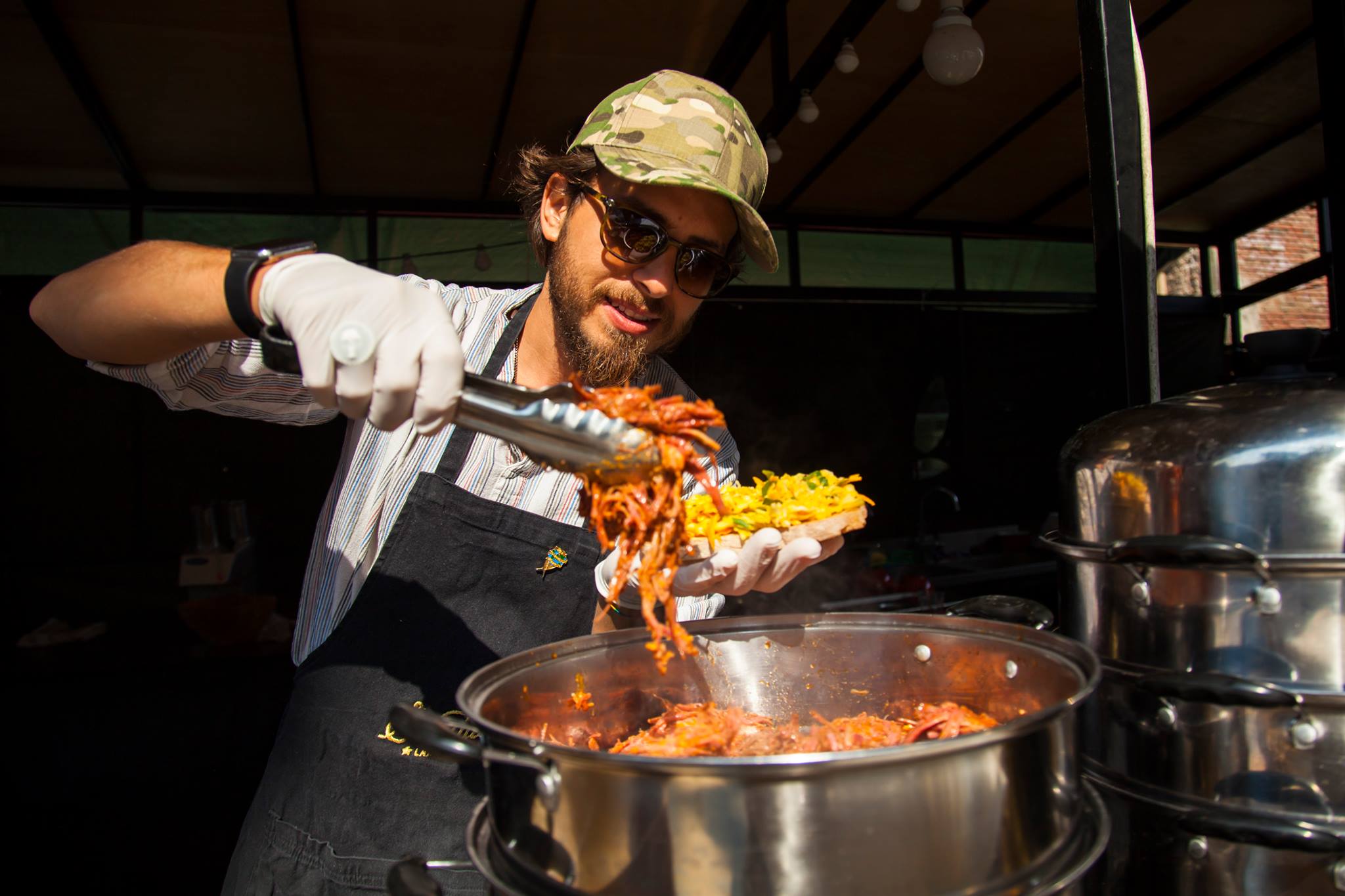 Street FOOD pe Barbu Văcărescu Chef FOA